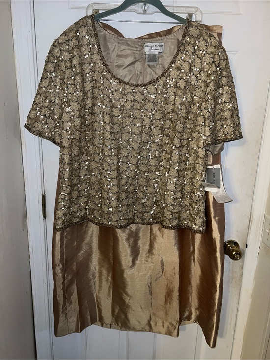 Adrianna Papell Dresses & Skirts - Adrianna Papell Two-Piece Sequined Blouse & Gold Skirt Set Silk 22W NWT